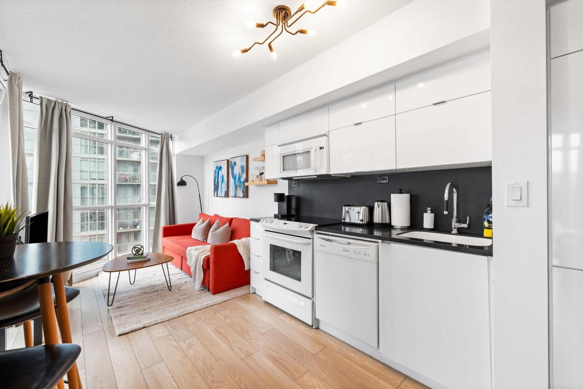 Charming Condo Near Rogers Centre With Parking Toronto Exterior photo